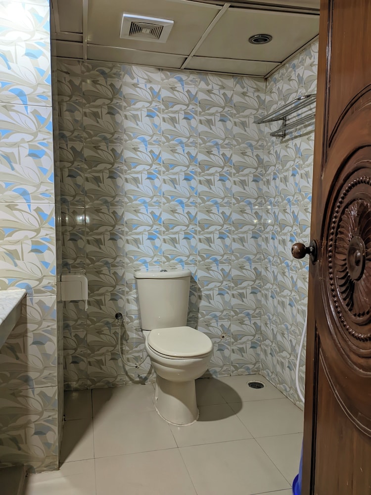 Panshi Inn 18/20