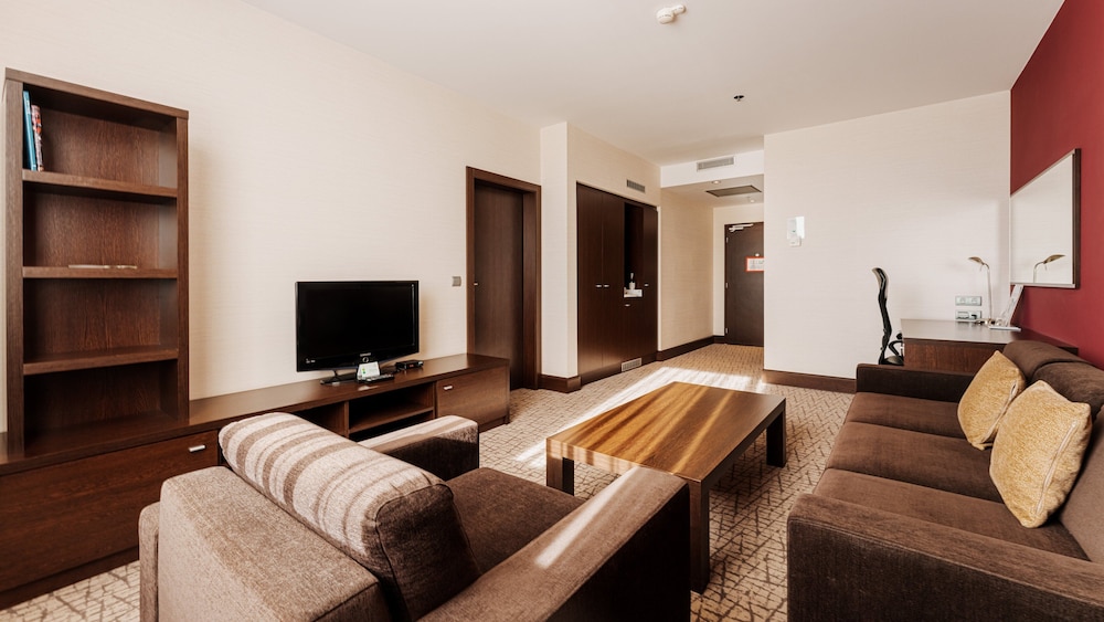 HOLIDAY INN ZILINA 49/78
