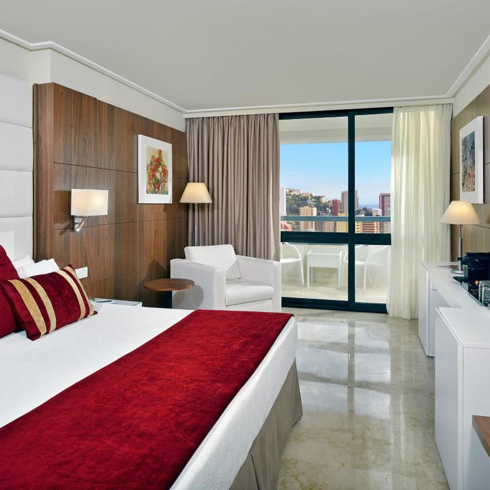 The Level, Junior Suite, Executive Lounge Access
