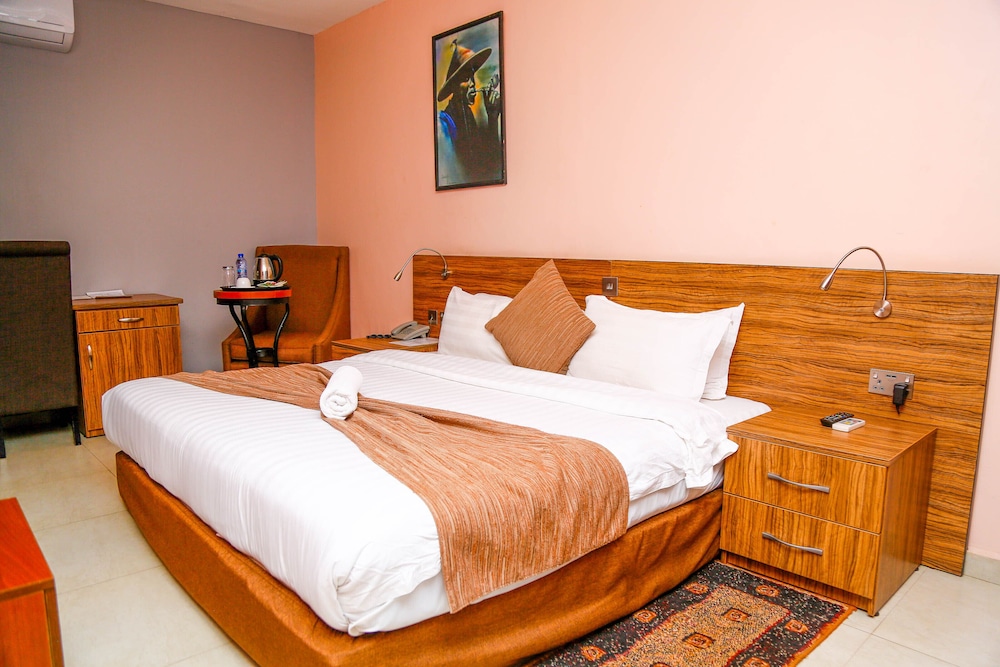 Midindi Hotel 23/61