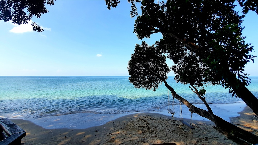Koh Jum Ocean Beach Resort 31/50
