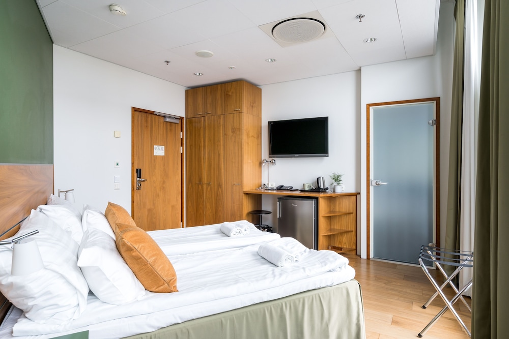 Hiisi Hotel Helsinki Jatkasaari 21/81