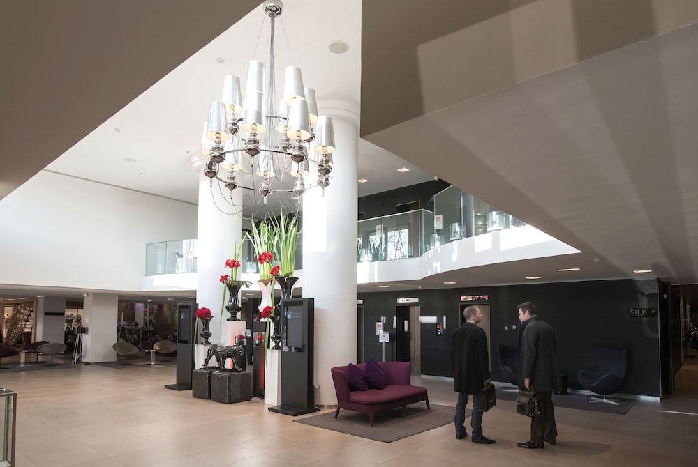 Sofitel Lyon Bellecour Hotel 66/71