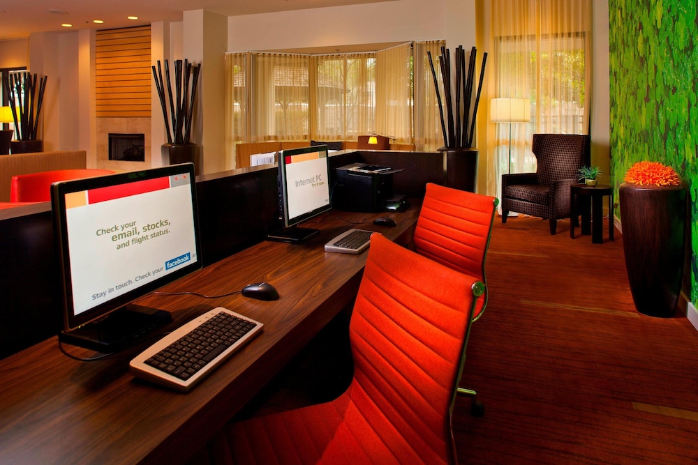 Courtyard By Marriott New Orleans Metairie 40/47