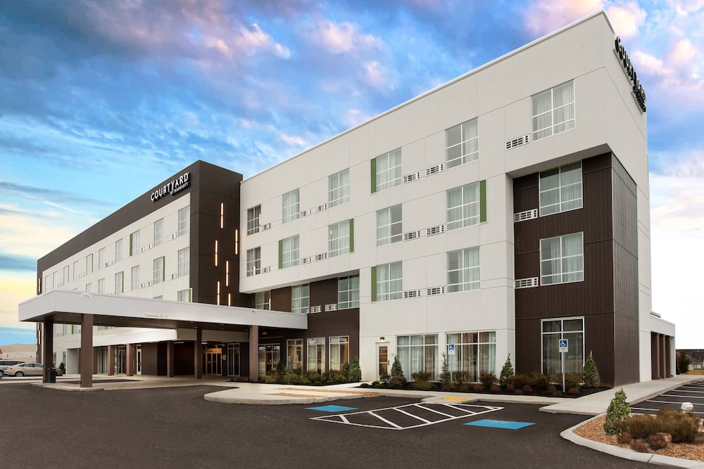 Courtyard By Marriott Jonesboro 1/37