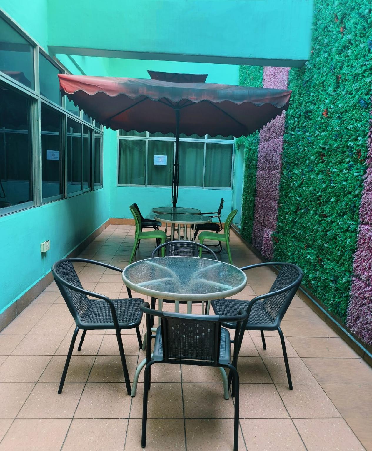 Backpackersatsg Hostel 25/33