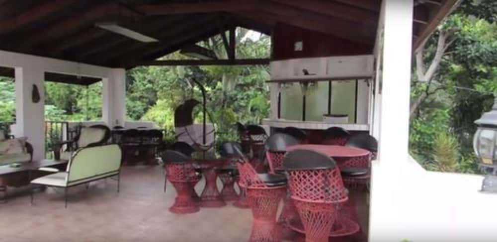 The Cariari Bed and Breakfast 39/50