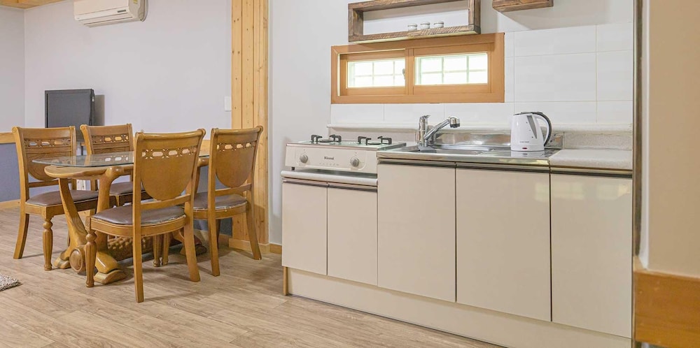 Gyeongju Cabin House Pension 36/50