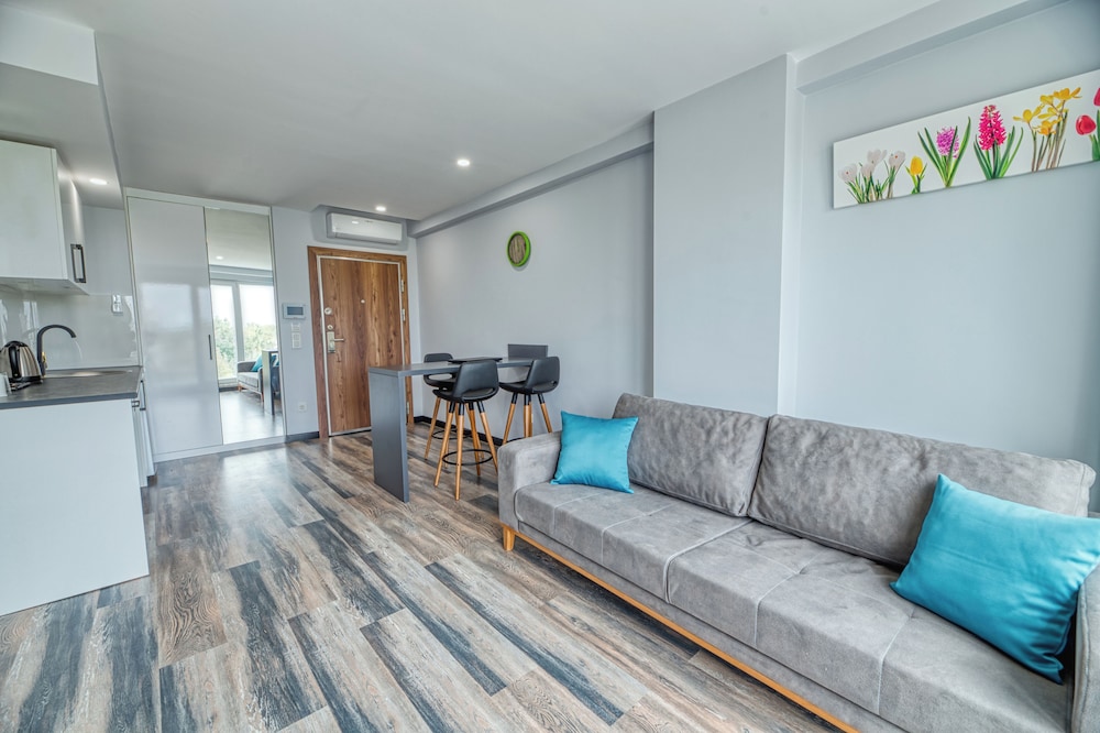 Gris & Verde Suite Hotel 31/50