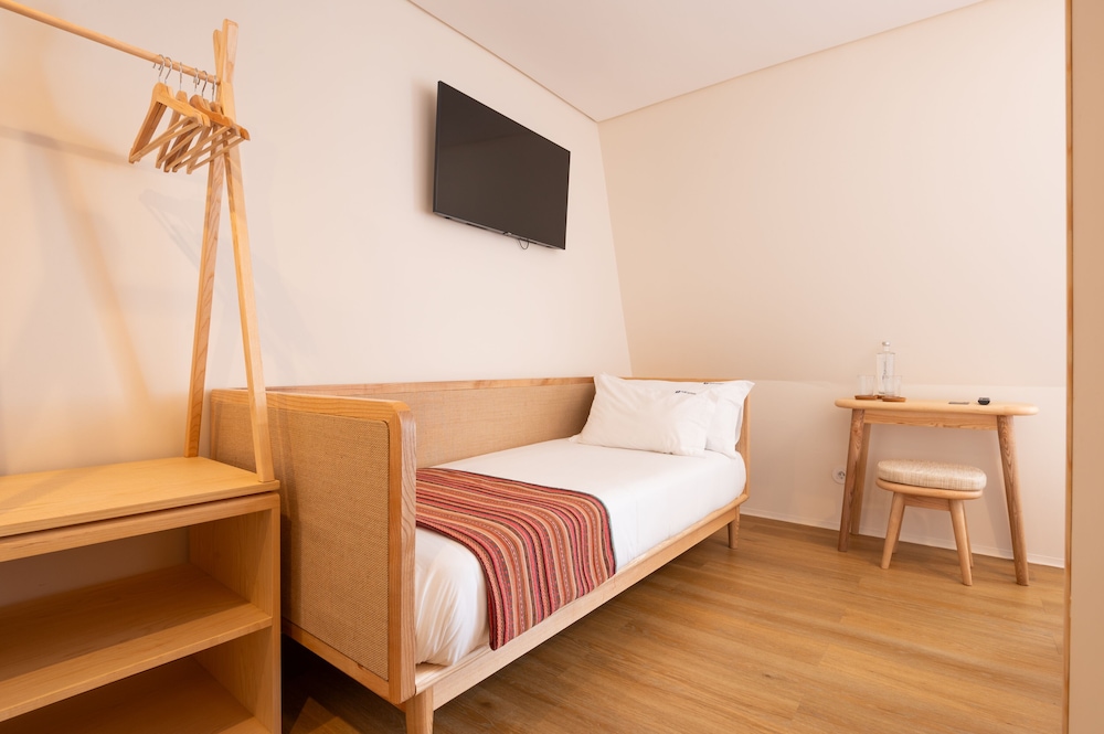 Praia FLH Hotels Ericeira 9/45