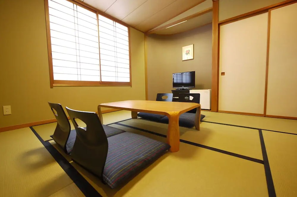 Hotel Route-Inn Chichibu 27/35