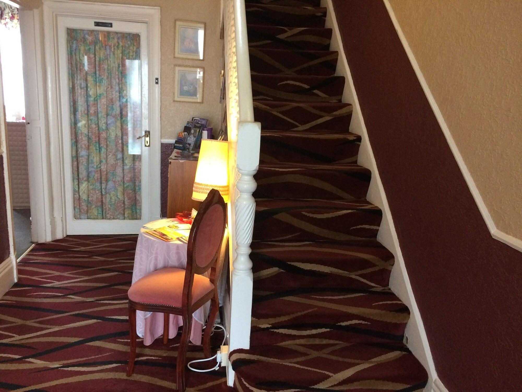 Arendale Hotel 17/21