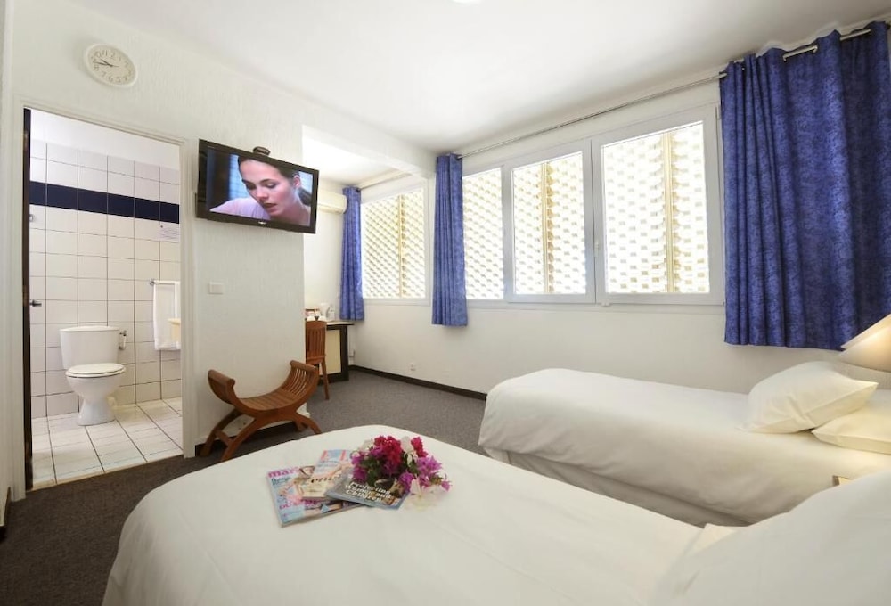 Hotel Le Paris 45/56