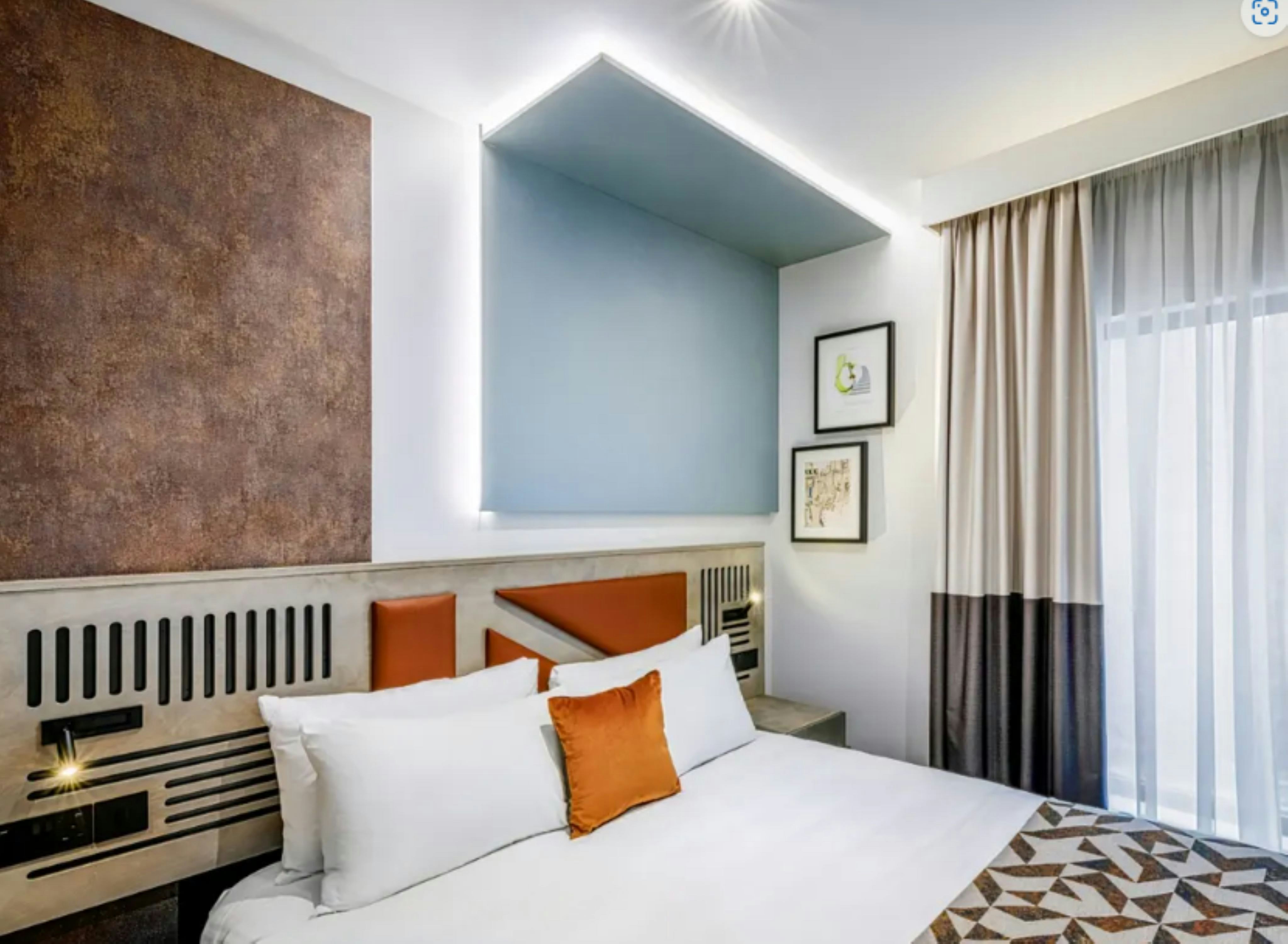 Spark by Hilton London Romford 9/31