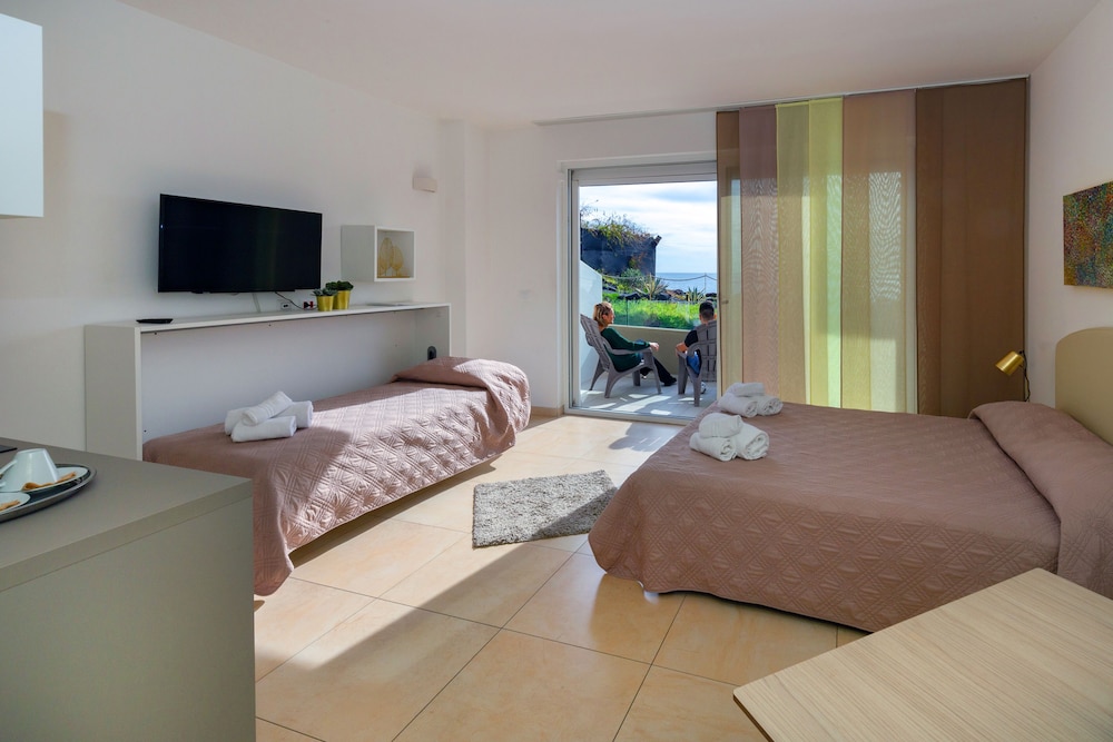 Zeus Residence Hotel 31/50