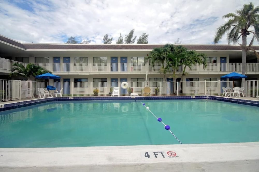 Motel6 Dania Beach, FL in DANIA BEACH - FL
