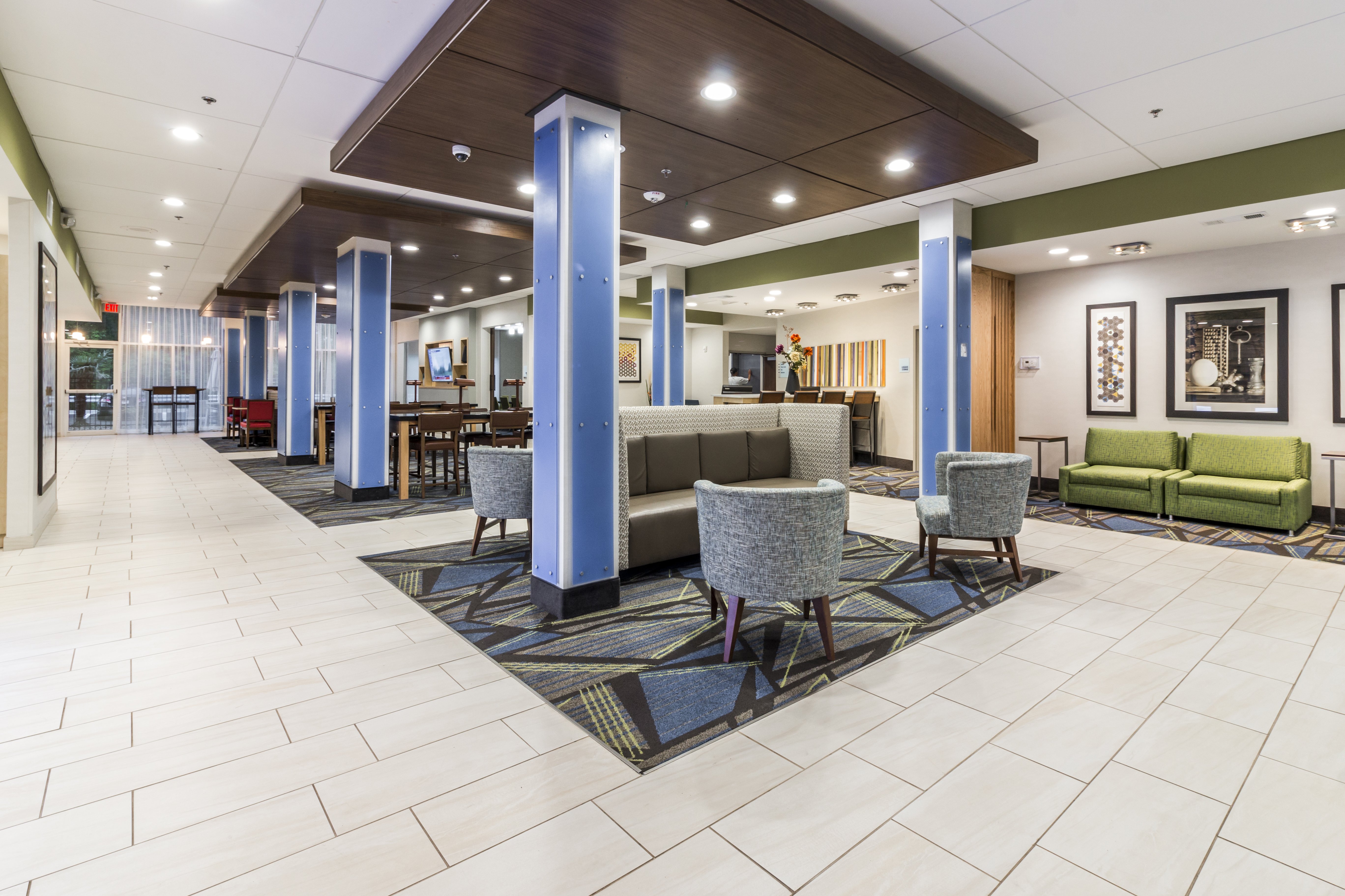 HOLIDAY INN EXPRESS VILLA RICA 19/38