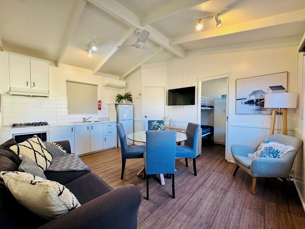Kanasta Caravan Park 31/50