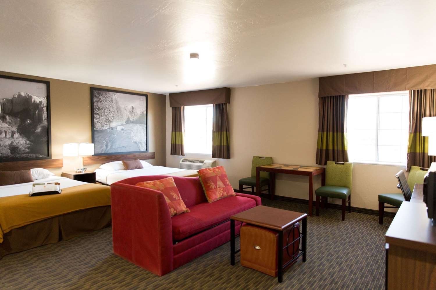 Super 8 by Wyndham Wickenburg AZ 19/32
