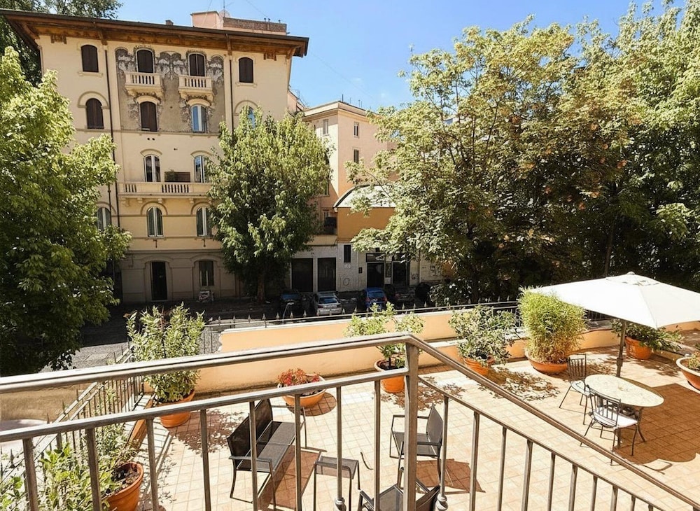 Relais Le Clarisse A Trastevere 71/78
