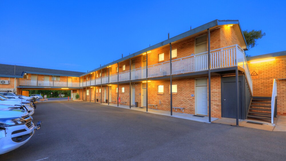 Gunnedah Motor Inn 23/25