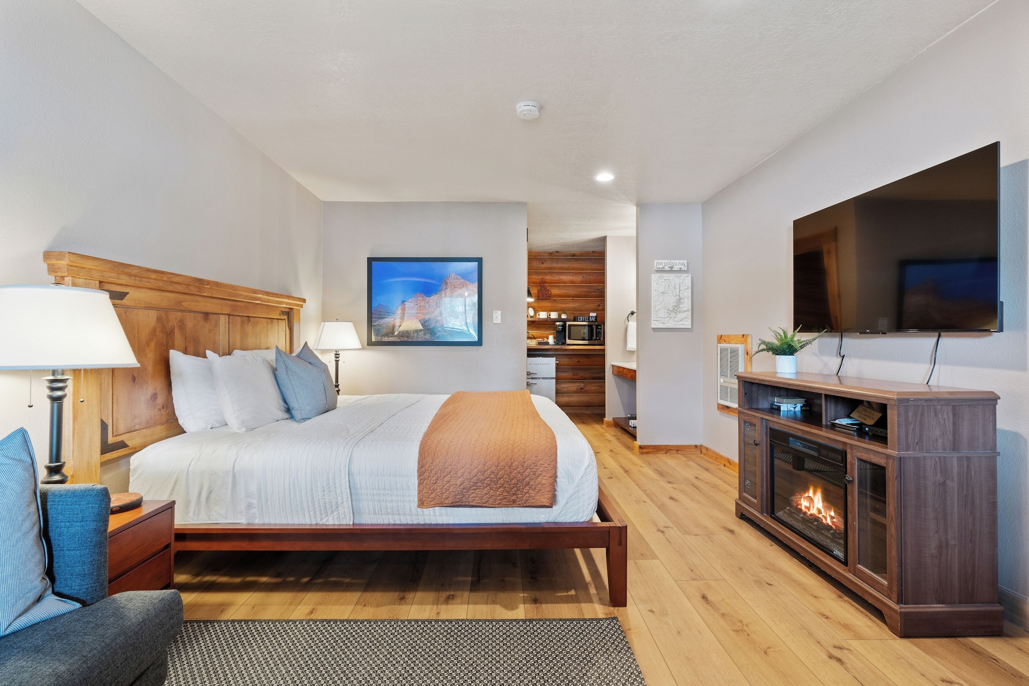 Canyon, Suite, King Bed