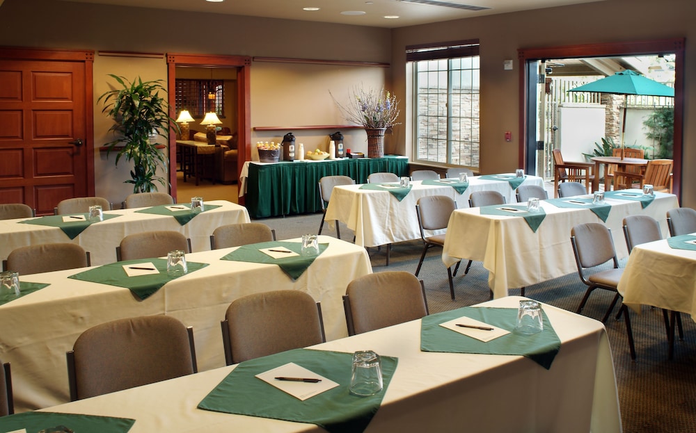 Larkspur Landing Pleasanton - An All-Suite Hotel 27/39