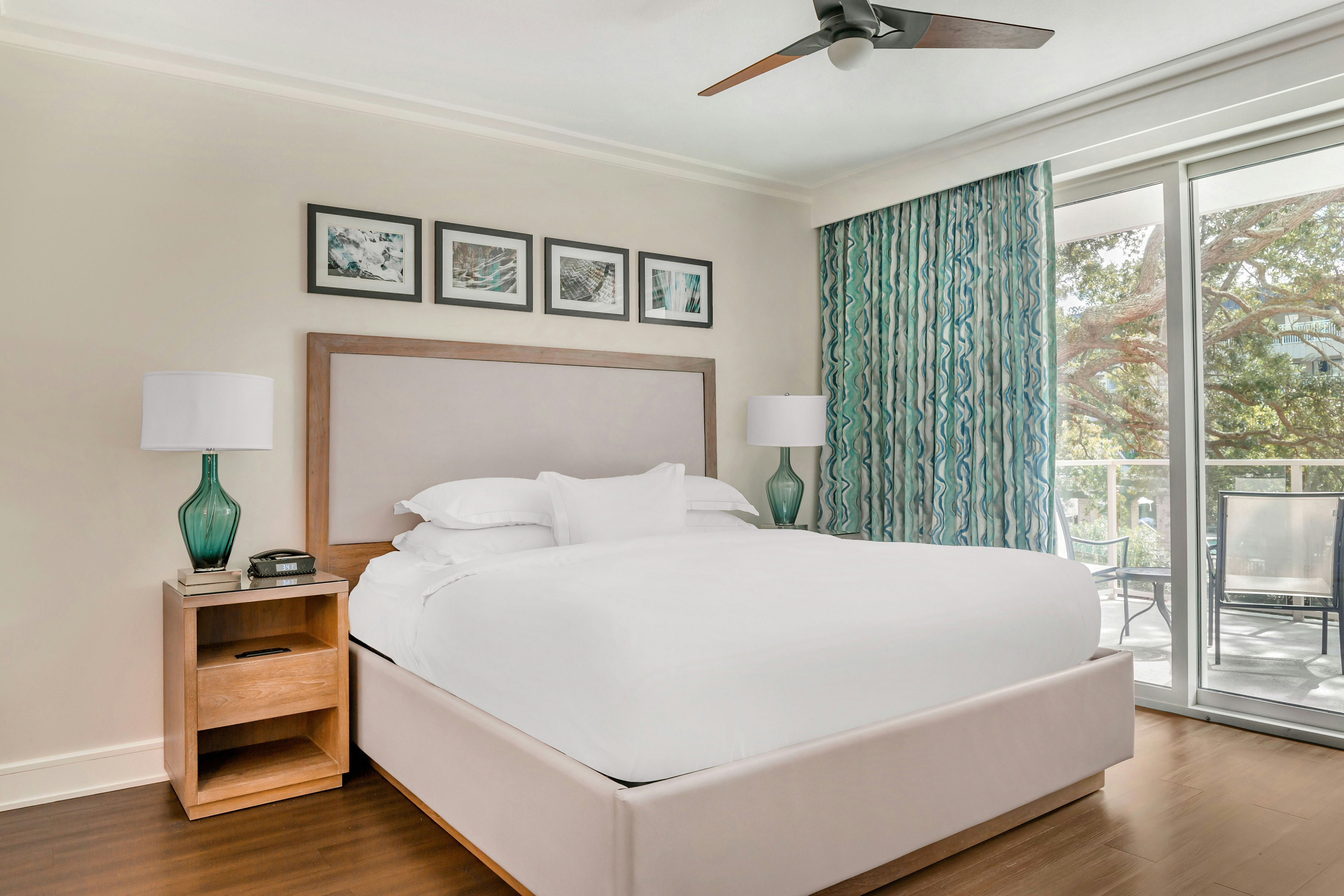 2 Bedrooms, Suite, Ocean Front