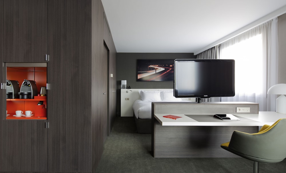 Pullman Paris La Defense Hotel 35/69