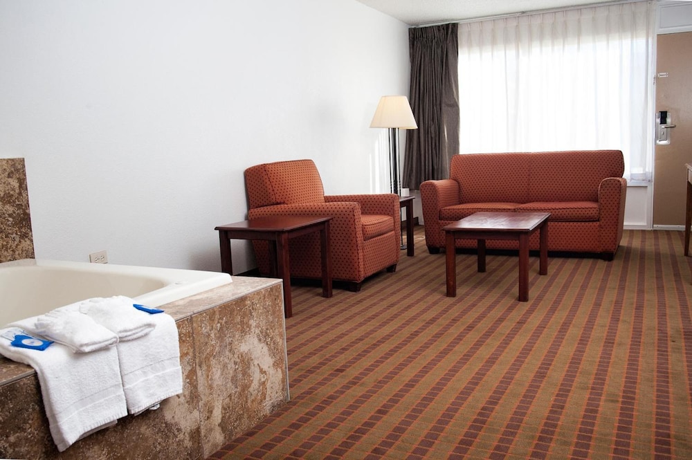 Express Inn Suites 31/58
