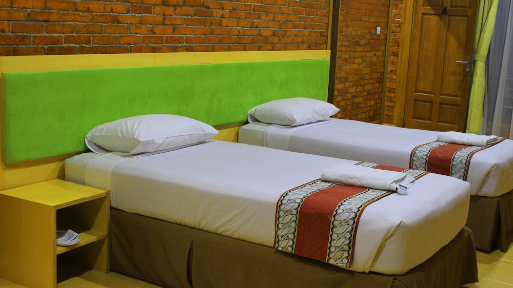 Jambuluwuk Convention Hall And Resort Puncak 15/56