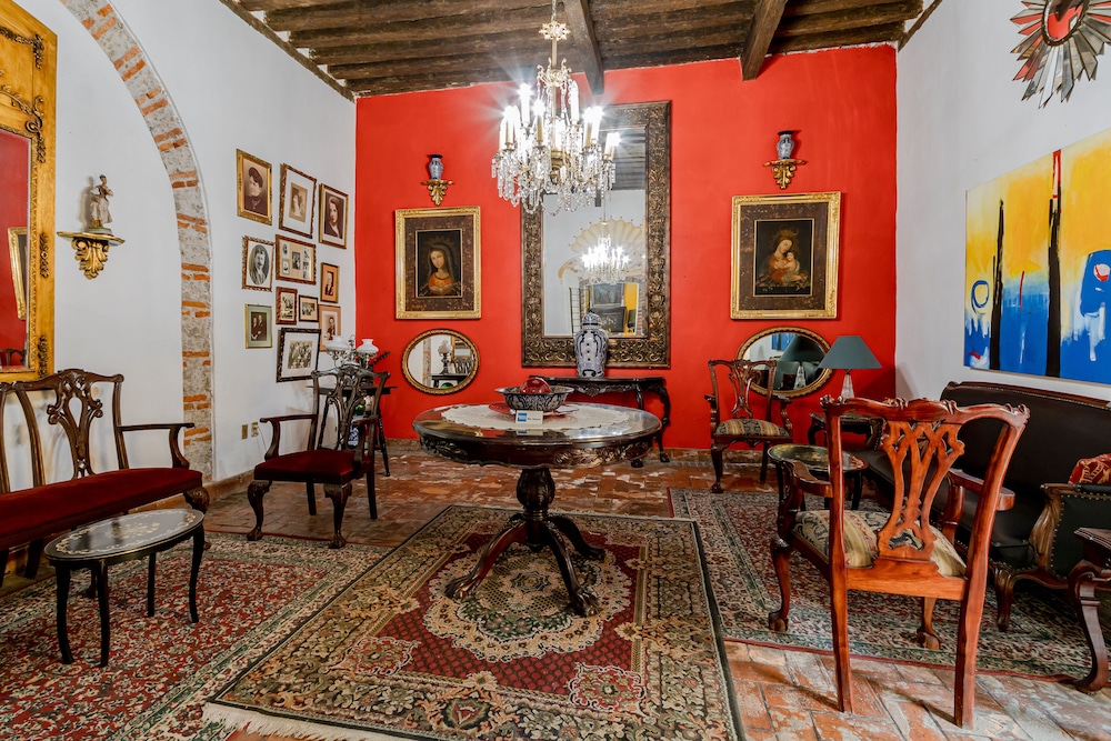 Hotel Meson de San Sebastian 28/50