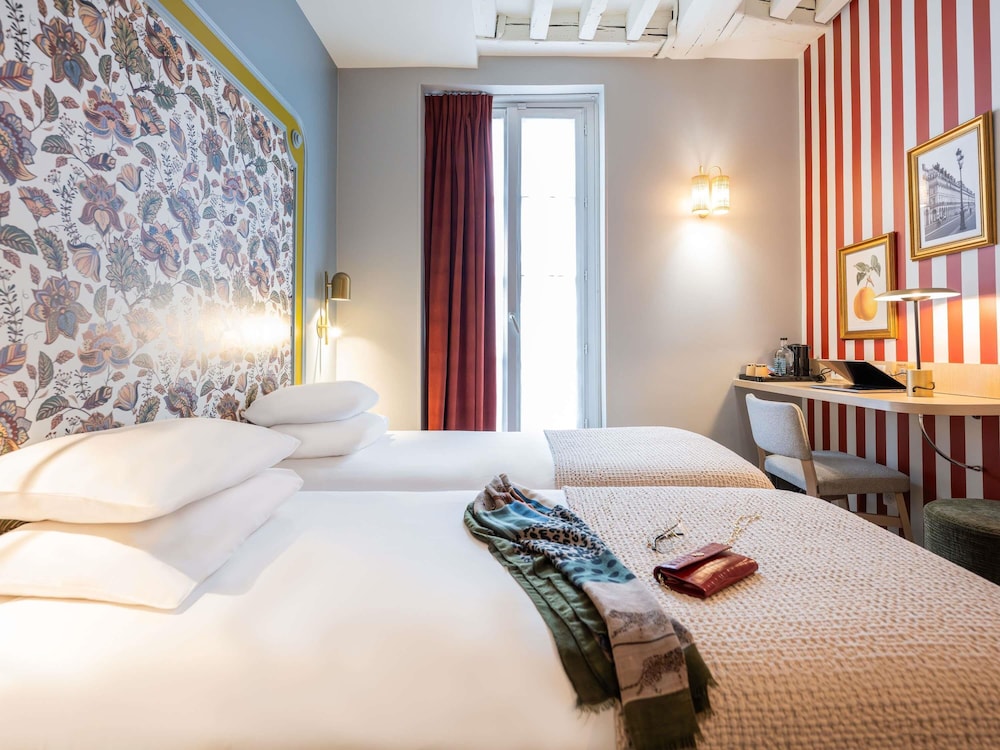 PREMIUM, PRIVILEGE, TWIN BEDS