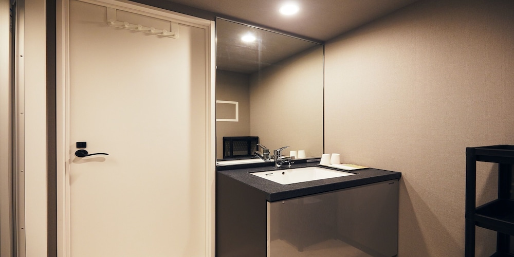 Hotel Pivot Shin-Imamiya Ekimae Osaka 26/31