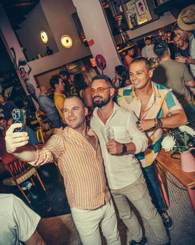 Sacha Hotel Uno 25/50