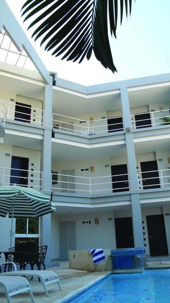 RS Suites Hotel 1/47