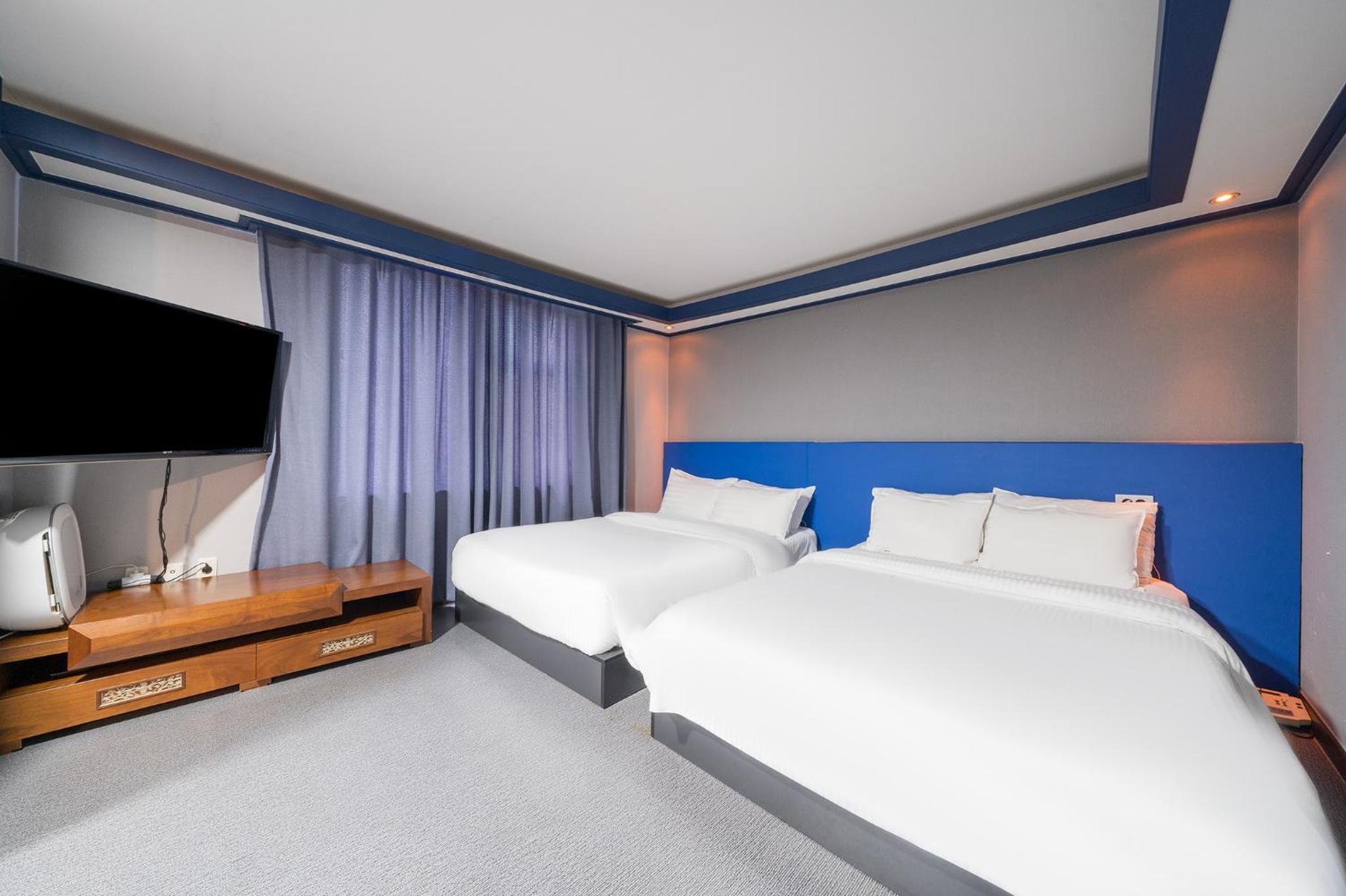 Noblesse Hotel 32/100