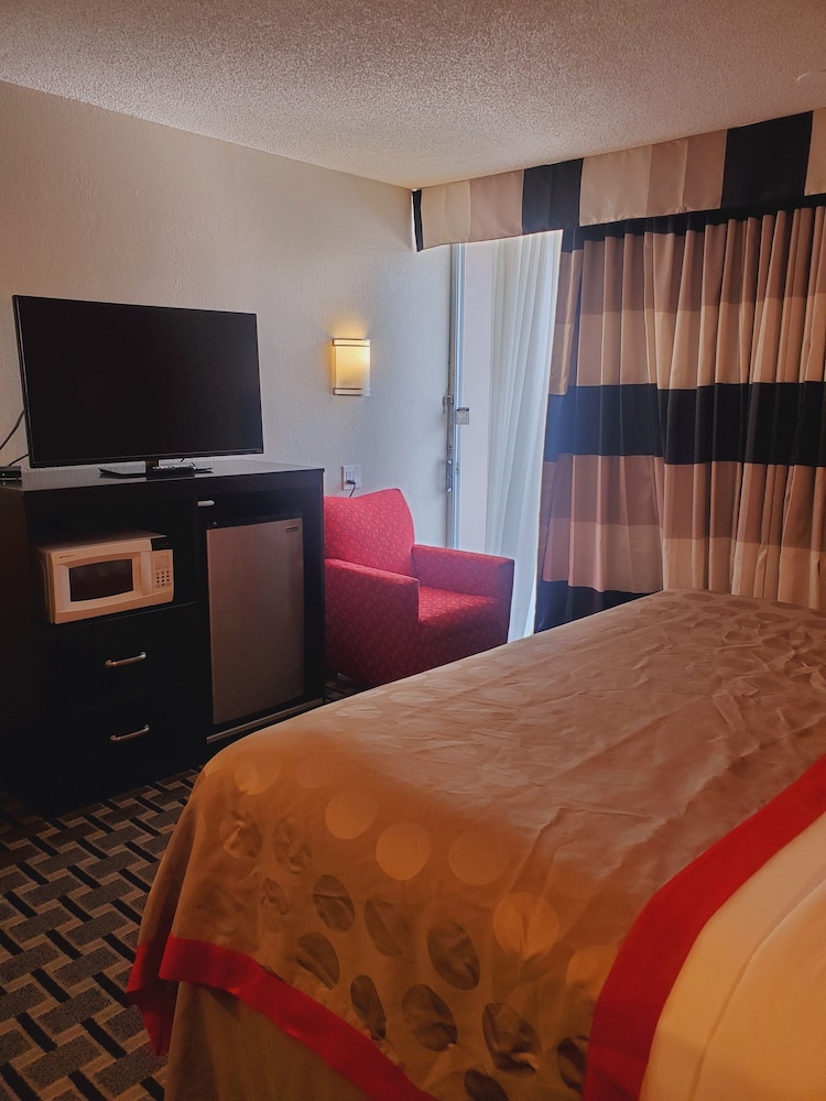 Ramada By Wyndham Grand Junction 18/58