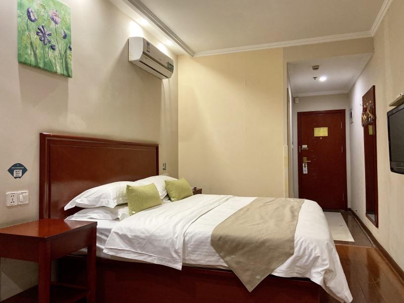 GreenTree Inn Linxi Pingyi Mengyang Road Express Hotel 22/37