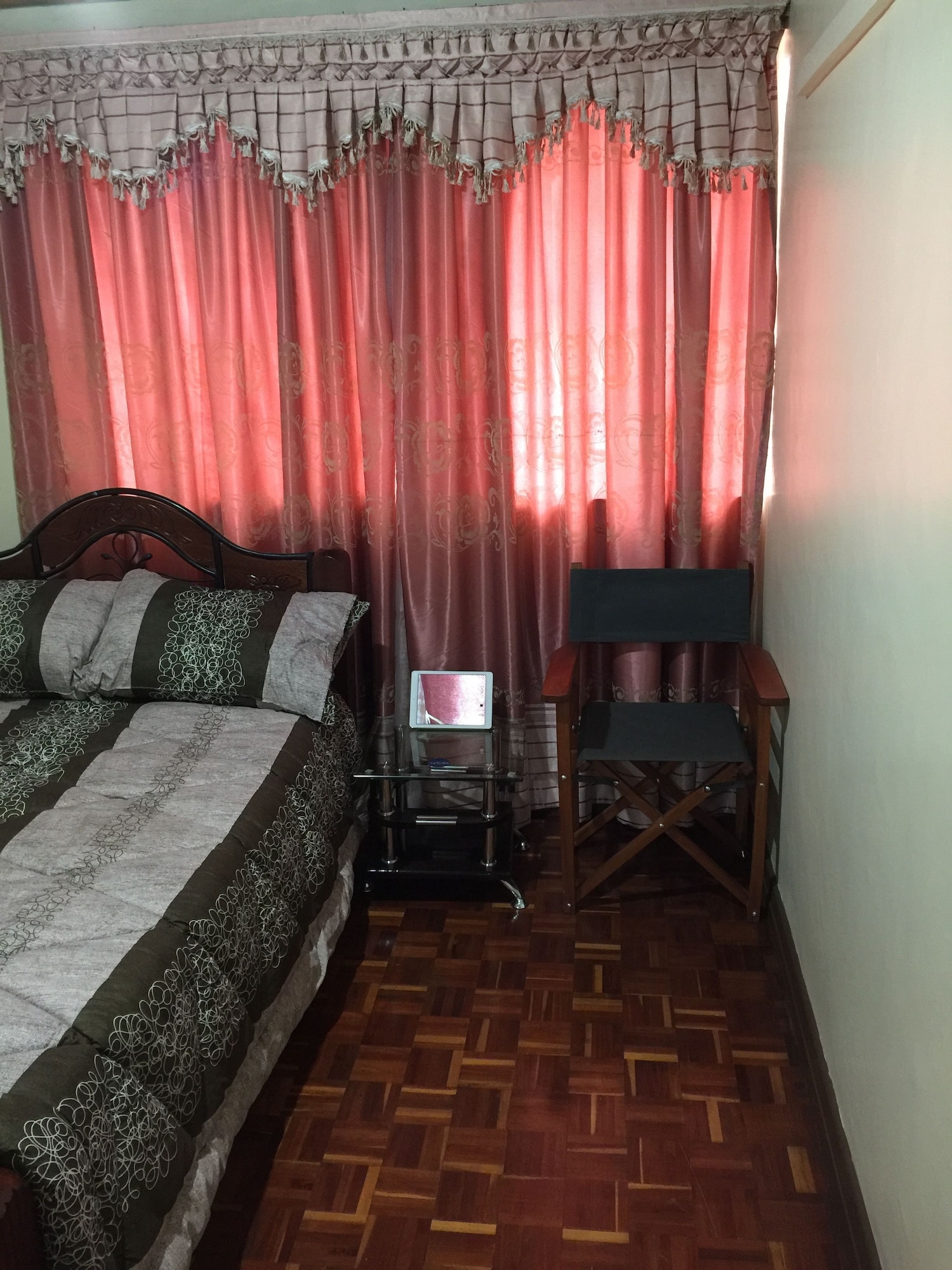 ECONOMY, DOUBLE BED
