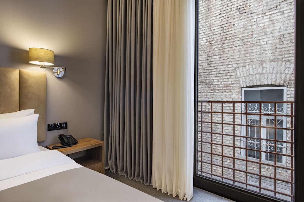 Barnovi Boutique Hotel 61/61