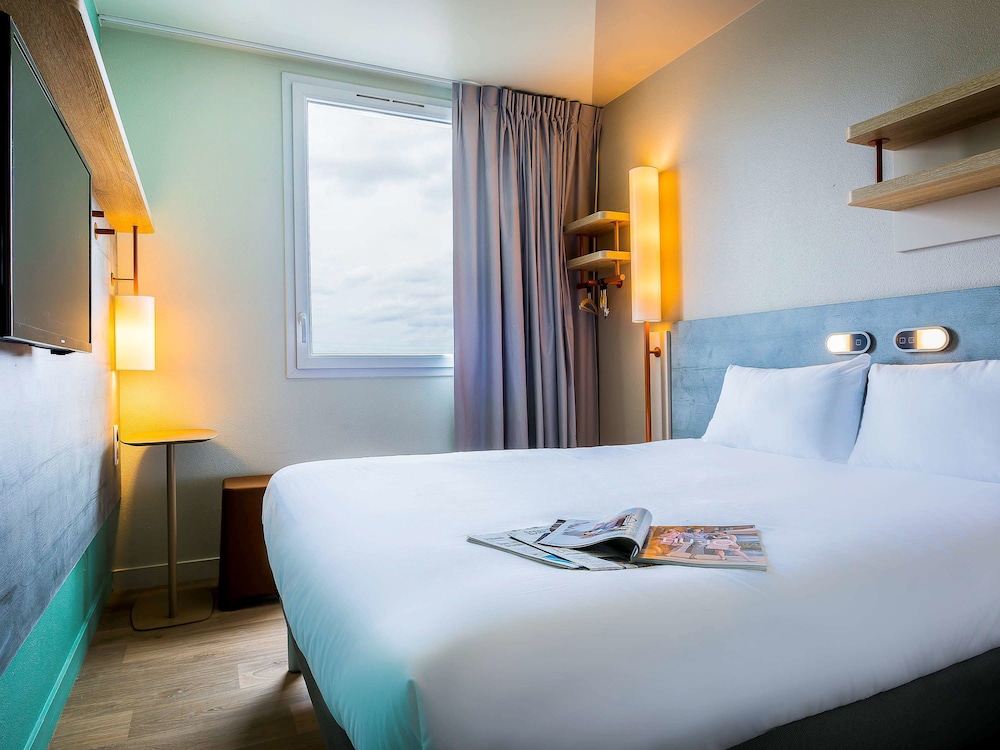 Ibis Budget Paris Gennevilliers 25/61