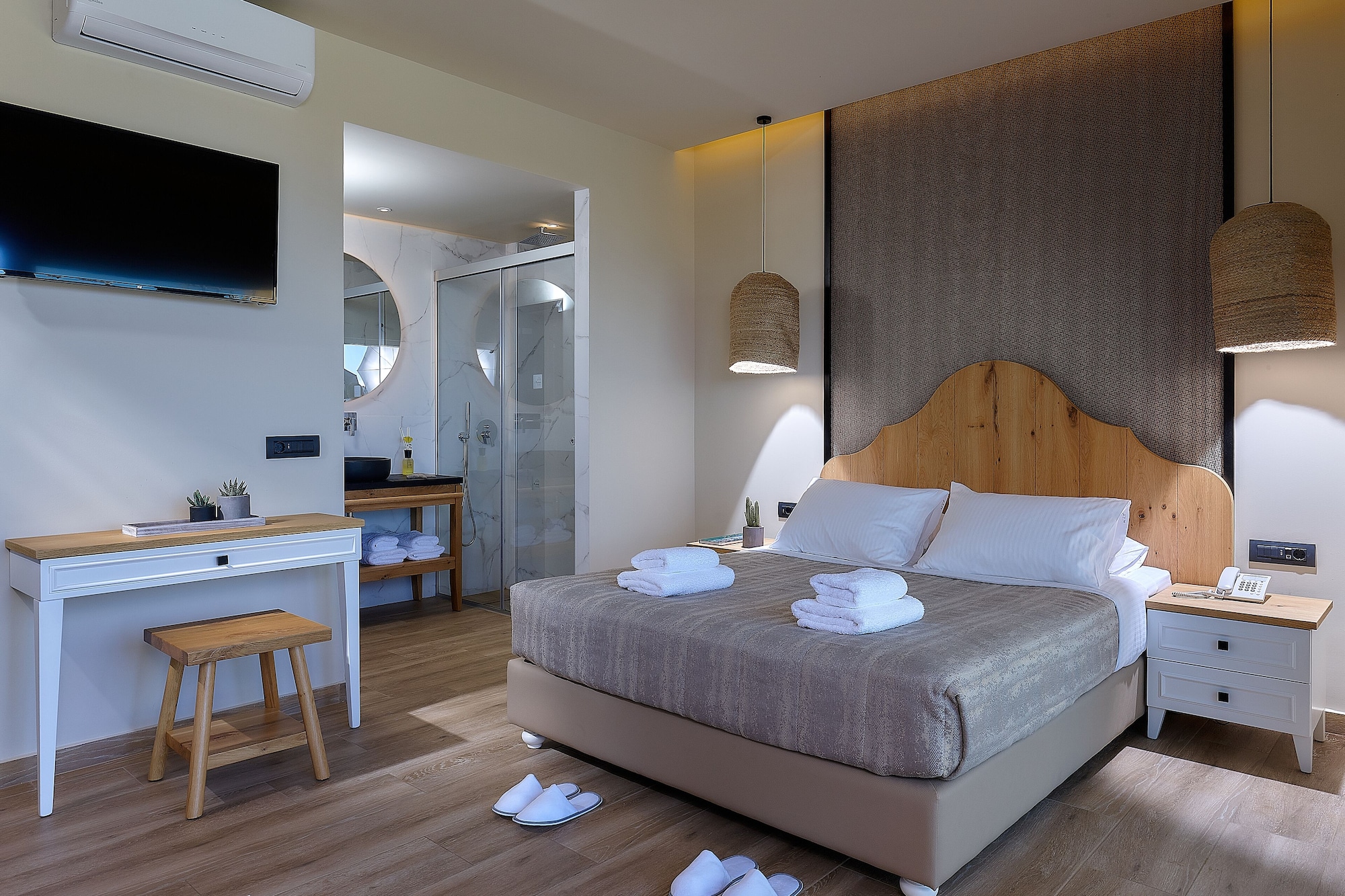 Deluxe, Bungalow, Queen Bed, Sea View, Sofa, Private Pool