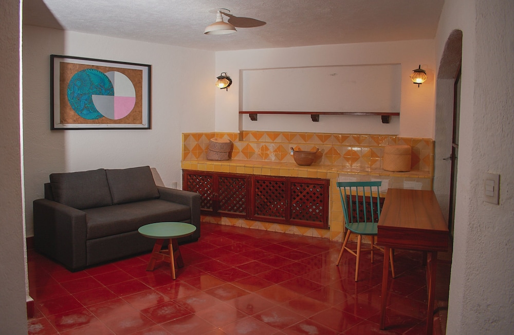 Hotel Boutique Casa Lisa (ex. by Villa Vera) 63/84