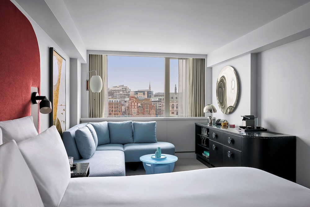 STUDIO, SUITE, RIVER VIEW