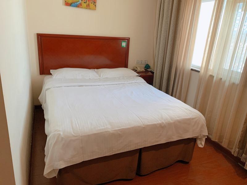 GreenTree Inn Beijing Beiqijia Litang Road Express Hotel 11/30