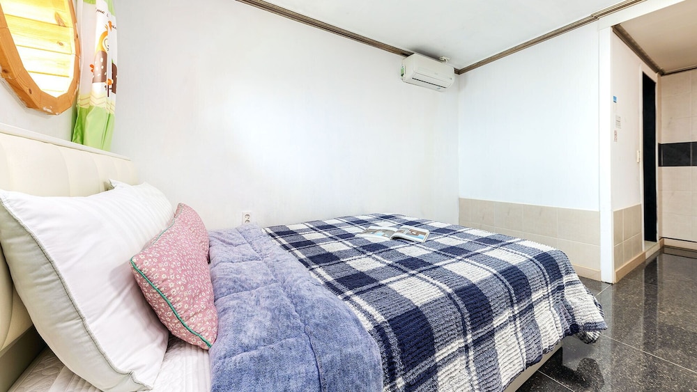 Namhae Santorini N Pension 15/50
