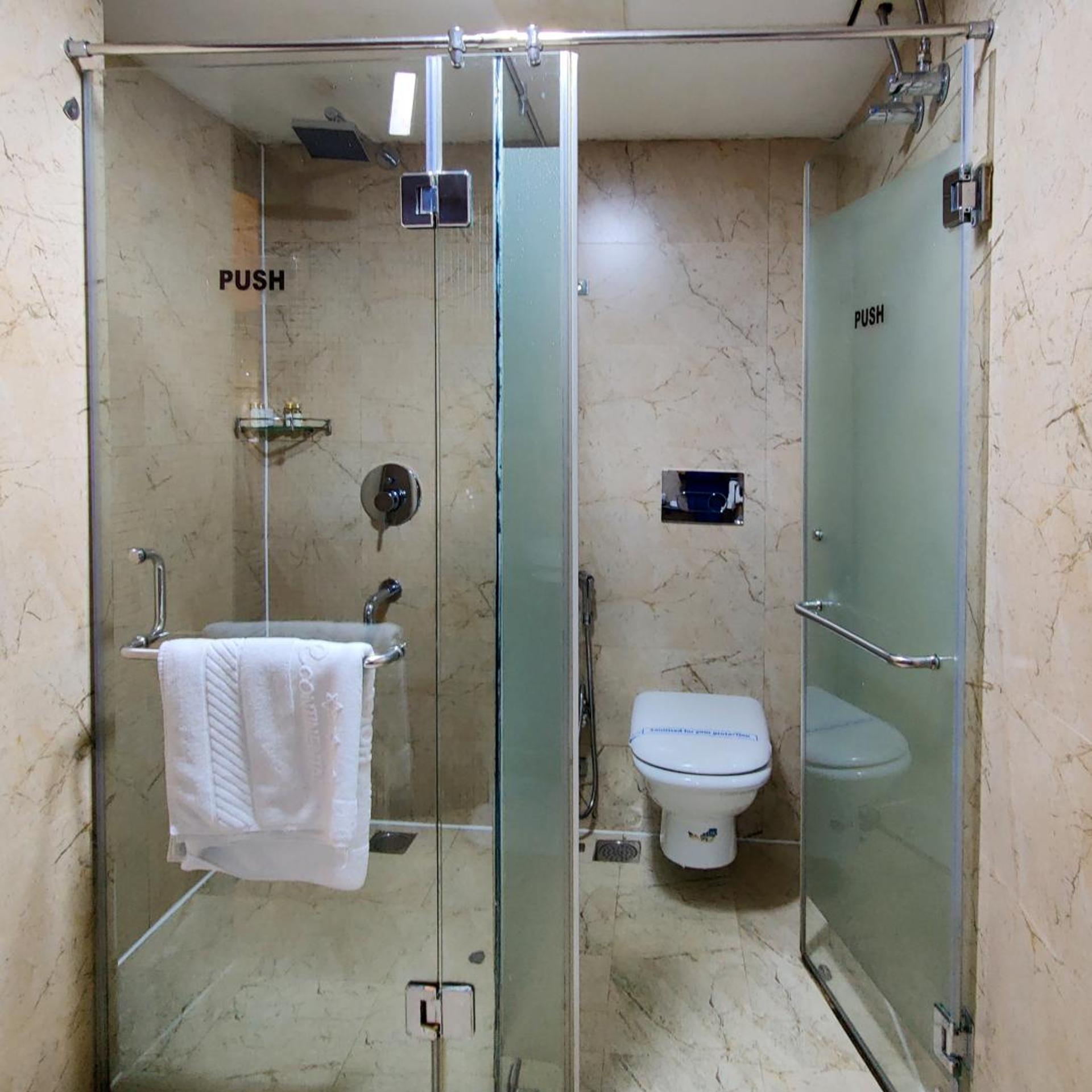 HOTEL APLINE CONTINENTAL 55/55