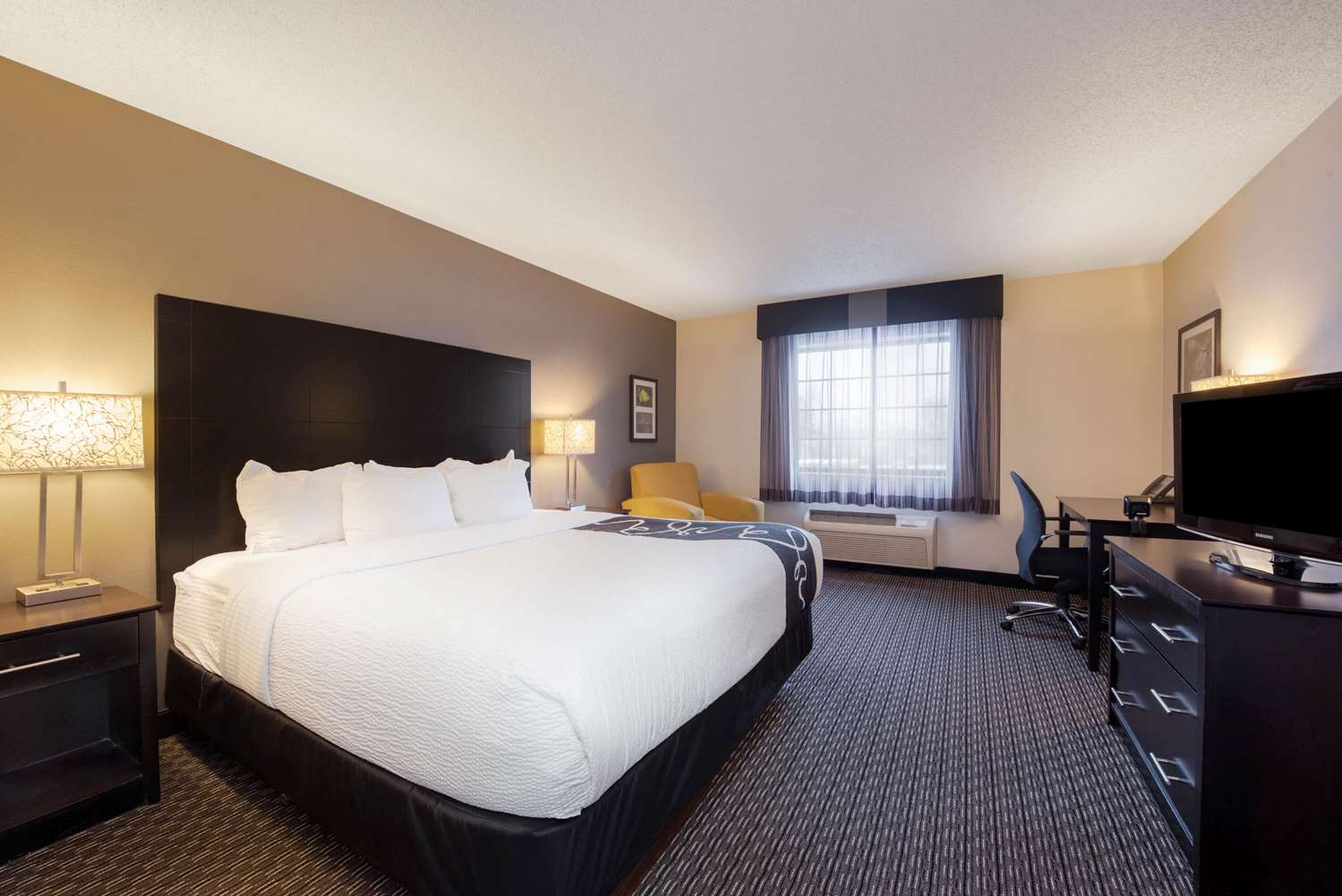 La Quinta Inn & Suites by Wyndham Cleveland Macedonia 22/47