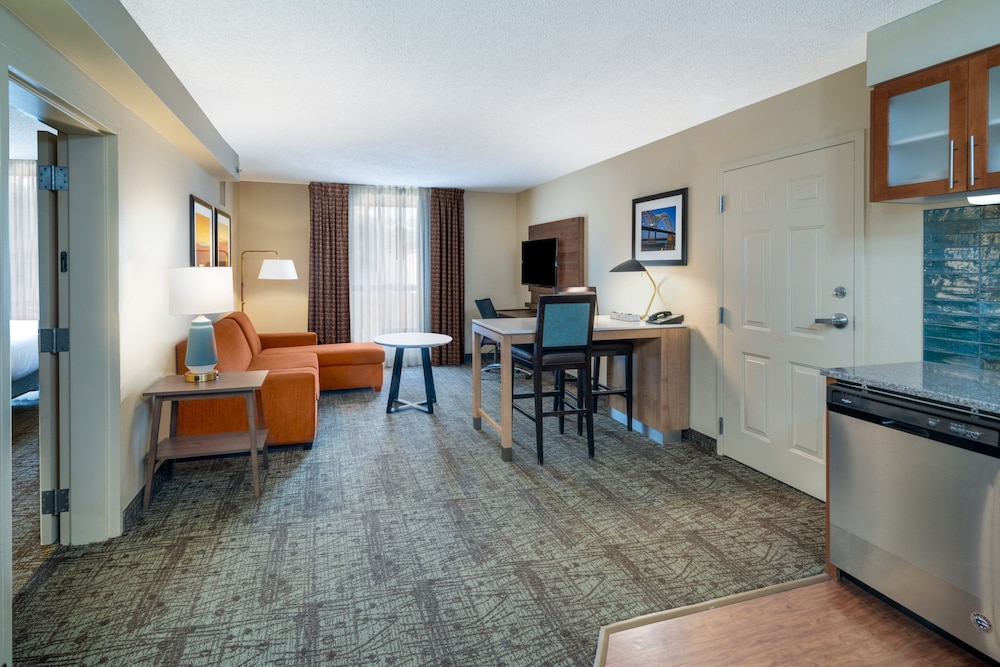 Staybridge Suites Memphis-Poplar Ave East 51/73